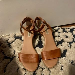 Steve Madden Short Chunky Heel Sandals - Size 7.5 Womens